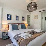 Regency Grade II Listed Townhouse By Centre And Beach