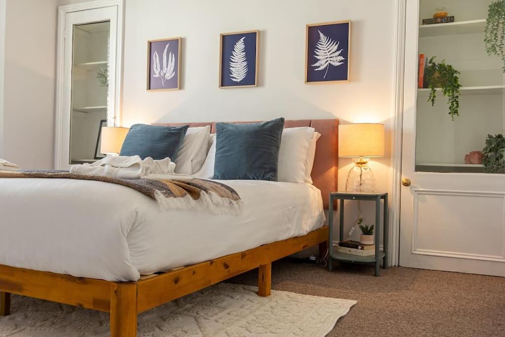 Hébergement de vacances Regency Grade Ii Listed Townhouse By Centre And *