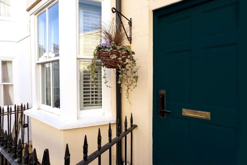 Regency Grade Ii Listed Townhouse By Centre And Hove